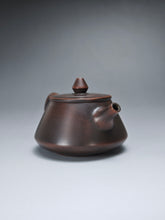 Load image into Gallery viewer, 150ml Shipiao Nixing Teapot 坭兴石瓢壶 by Wu Sheng Sheng