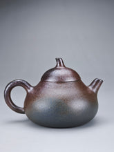 Load image into Gallery viewer, Wood Fired Lao Zini Mellon Yixing Teapot 柴烧老紫泥匏瓜 150ml
