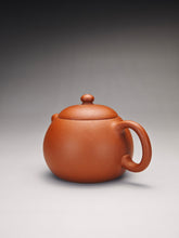 Load image into Gallery viewer, Zhuni Xishi Yixing Teapot 朱泥西施 150ml