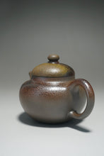 Load image into Gallery viewer, Wood Fired Handpicked TianQingNi Shiyuan Yixing Teapot 柴烧天青泥柿圆 150ml