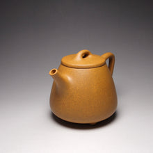 Load image into Gallery viewer, Huangjin Duan Tall Shipiao Yixing Teapot 黄金段高石瓢 150ml