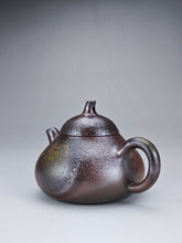 Load image into Gallery viewer, Wood Fired Lao Zini Mellon Yixing Teapot 柴烧老紫泥匏瓜 150ml