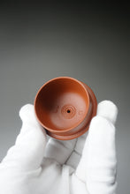 Load image into Gallery viewer, Fully Handmade Zhuni Panhu Teapot by Yu Bo 全手工余波制极品朱泥潘壶 150ml