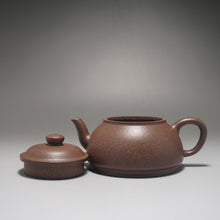 Load image into Gallery viewer, Fully Handmade Lao Duanni Limao Yixing Teapot by Wang Kaili 王凯丽全手工老段泥笠帽 150ml