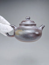 Load image into Gallery viewer, Wood Fired Lao Zini Rongtian Yixing Teapot 柴烧老紫泥容天 155ml