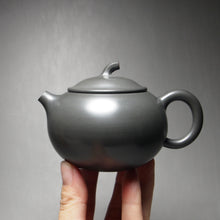 Load image into Gallery viewer, 155ml Dark Grey Round Melon Nixing Teapot by Li Wenxin 李文新泥兴壶