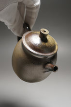 Load image into Gallery viewer, Wood Fired Julunzhu Nixing Teapot by Li Wenxin 李文新柴烧巨轮珠 155ml