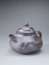 Load image into Gallery viewer, Wood Fired Lao Zini Rongtian Yixing Teapot 柴烧老紫泥容天 155ml