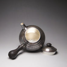 Load image into Gallery viewer, 999 Pure Silver Handmade Side Handle Teapot 全手工纯银999侧把壶 155ml