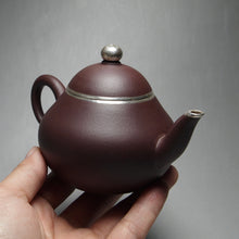 Load image into Gallery viewer, PRE-ORDER: Lao Zini Pear Yixing Teapot with Pure Silver 包银老紫泥梨型 160ml