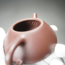 Load image into Gallery viewer, Lao Zini Shipiao Yixing Teapot 老紫泥石瓢 155ml