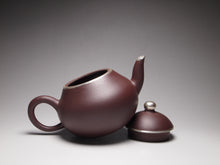 Load image into Gallery viewer, PRE-ORDER: Lao Zini Pear Yixing Teapot with Pure Silver 包银老紫泥梨型 160ml