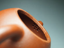 Load image into Gallery viewer, Zhuni Dahongpao Wendan Yixing Teapot 朱泥大红袍文旦 165ml