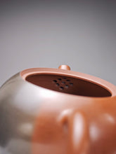 Load image into Gallery viewer, 165ml Xishi Nixing Teapot with Yaobian by Li Wenxin 李文新泥兴阴阳西施