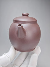 Load image into Gallery viewer, Dicaoqing Tall Julunzhu Yixing Teapot 底槽清高巨轮珠 170ml