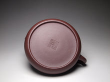 Load image into Gallery viewer, Lao Zini Hulupiao Yixing Teapot 老紫泥葫芦瓢 170ml