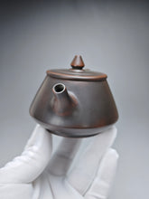 Load image into Gallery viewer, 170ml Shipiao Nixing Teapot 坭兴石瓢壶 by Li Wenxin