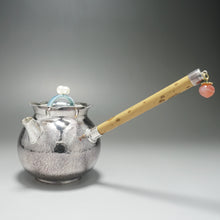 Load image into Gallery viewer, 999 Pure Silver Handmade Side Handle Teapot with Baroque Pearls 全手工长柄侧把银壶 170ml