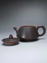 Load image into Gallery viewer, 170ml Shipiao Nixing Teapot 坭兴石瓢壶 by Li Wenxin