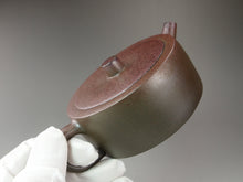 Load image into Gallery viewer, Wood Fired Zhoupan Dicaoqing Yixing Teapot 柴烧底槽青周盘 175ml