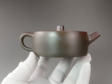 Load image into Gallery viewer, Wood Fired Zhoupan Dicaoqing Yixing Teapot 柴烧底槽青周盘 175ml