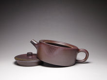 Load image into Gallery viewer, Wood Fired Zhoupan Dicaoqing Yixing Teapot no.2 柴烧底槽青周盘 175ml
