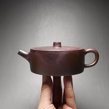 Load image into Gallery viewer, Wood Fired Zhoupan Dicaoqing Yixing Teapot no.2 柴烧底槽青周盘 175ml