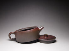Load image into Gallery viewer, Wood Fired Zhoupan Dicaoqing Yixing Teapot no.3 柴烧底槽青周盘 175ml