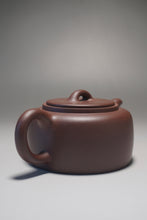 Load image into Gallery viewer, Lao Zini Jinglan Yixing Teapot 老紫泥井栏 180ml