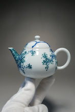 Load image into Gallery viewer, Qinghua Bird in the Tree Jingdezhen Fine Porcelain Teapot by Master KuangShi 青花手绘匡石作梨形壶 180ml