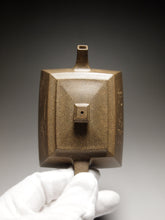 Load image into Gallery viewer, Fully Handmade Douqingni Changpiao Teapot 全手工吴余生豆青泥长瓢 180ml