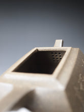 Load image into Gallery viewer, Fully Handmade Douqingni Changpiao Teapot 全手工吴余生豆青泥长瓢 180ml