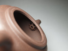 Load image into Gallery viewer, Handpicked TianQingNi Jinglan Yixing Teapot 天青泥井栏 185ml