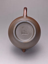 Load image into Gallery viewer, Wood Fired Duozhi Dicaoqing Yixing Teapot 柴烧底槽清掇只 185ml