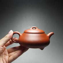 Load image into Gallery viewer, Zhuni Dahongpao Aishipiao Yixing Teapot 朱泥大红袍矮石瓢 185ml