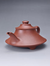 Load image into Gallery viewer, Fully Handmade Dicaoqing Yunlu Yixing Teapot by Xu Weimin 全手工徐卫民底槽清云炉 185ml
