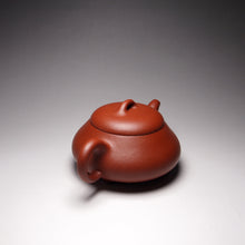 Load image into Gallery viewer, Zhuni Dahongpao Aishipiao Yixing Teapot 朱泥大红袍矮石瓢 185ml