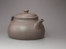 Load image into Gallery viewer, Fully Handmade Douqingni Huaiyin Yixing Teapot by Hu Manshan 胡漫山全手工豆青泥怀饮 190ml