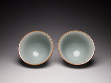 Load image into Gallery viewer, Ruyao Pear Teapot and Teacups Tea Set 汝窑一壶两杯套装