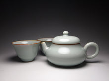 Load image into Gallery viewer, Ruyao Pear Teapot Tea Set 汝窑一壶两杯套装 165ml