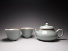 Load image into Gallery viewer, Ruyao Pear Teapot Tea Set 汝窑一壶两杯套装 165ml