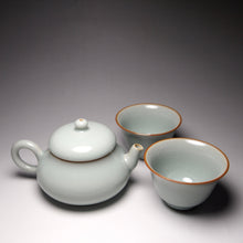 Load image into Gallery viewer, Ruyao Pear Teapot Tea Set 汝窑一壶两杯套装 165ml