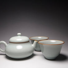 Load image into Gallery viewer, Ruyao Pear Teapot Tea Set 汝窑一壶两杯套装 165ml