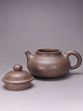 Load image into Gallery viewer, Fully Handmade Douqingni Rongtian Yixing Teapot by Hu Manshan 胡漫山全手工豆青泥容天 200ml