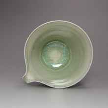 Load image into Gallery viewer, 200ml Jade Crazed Jingdezhen Stoneware Fair Cup 翠绿开片公道杯
