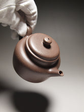 Load image into Gallery viewer, Fully Handmade Tianqingni Dezhong Yixing Teapot 王凯丽天青泥剑流德钟 200ml