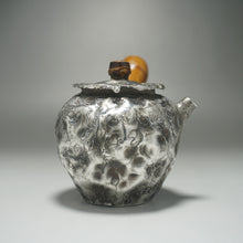 Load image into Gallery viewer, 999 Pure Silver Handmade Side Handle Teapot 全手工纯银999银壶 200ml