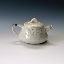 Load image into Gallery viewer, Inge Nielsen Porcelain Shino Shipiao no.2, 80ml
