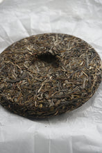 Load image into Gallery viewer, Spring 2025 Tianming XIAO HU SAI, BING DAO Big Tree Raw Pu'er Tea Cake