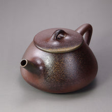 Load image into Gallery viewer, Wood Fired Handpicked TianQingNi Shipiao Yixing Teapot No.1 天青泥平盖石瓢柴烧 220ml